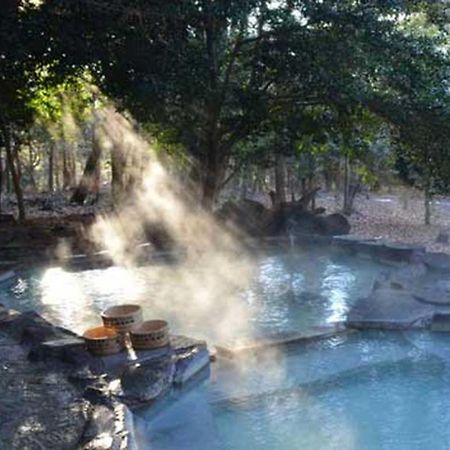 Готель Kirishima Onsen Ryokojin Sanso Екстер'єр фото