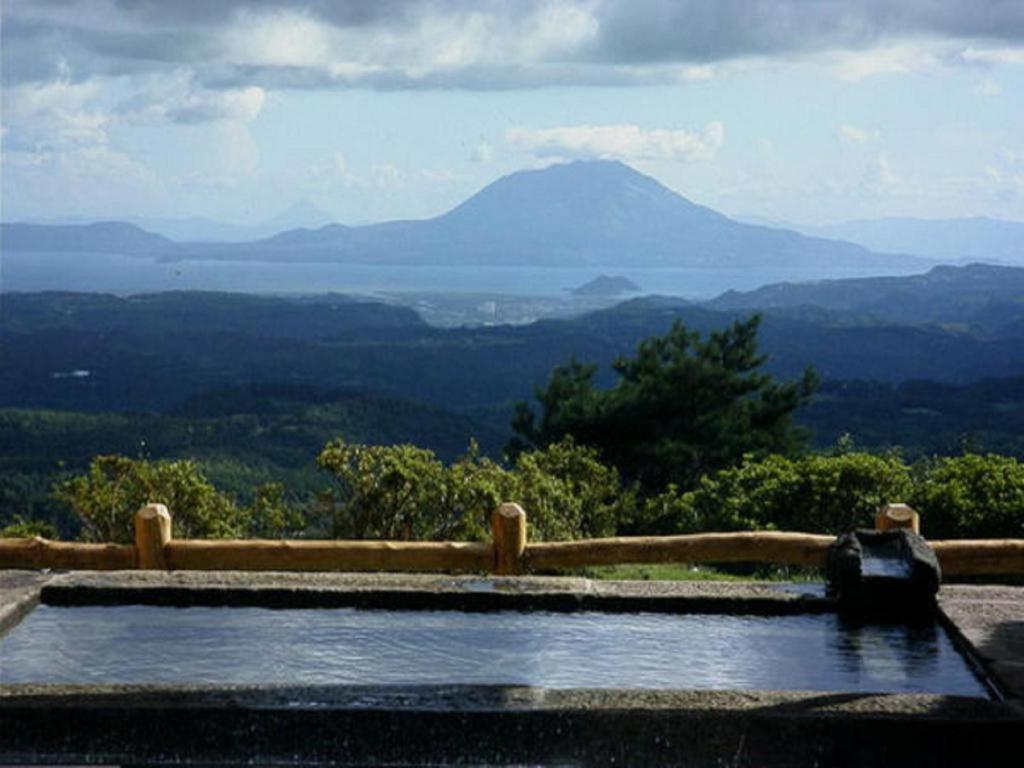 Готель Kirishima Onsen Ryokojin Sanso Екстер'єр фото