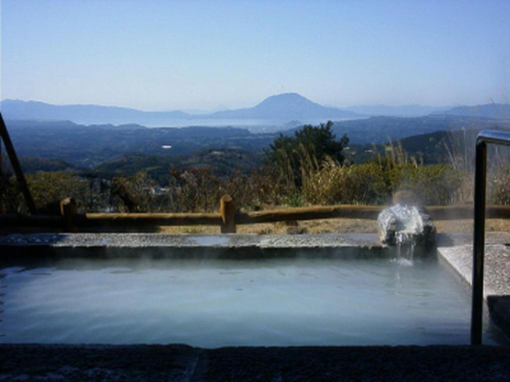 Готель Kirishima Onsen Ryokojin Sanso Екстер'єр фото